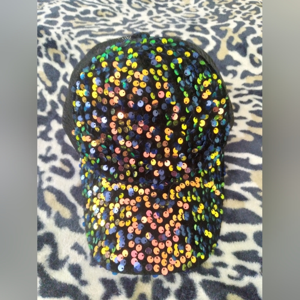 Adjustable Sequin Embellished Black Baseball Cap